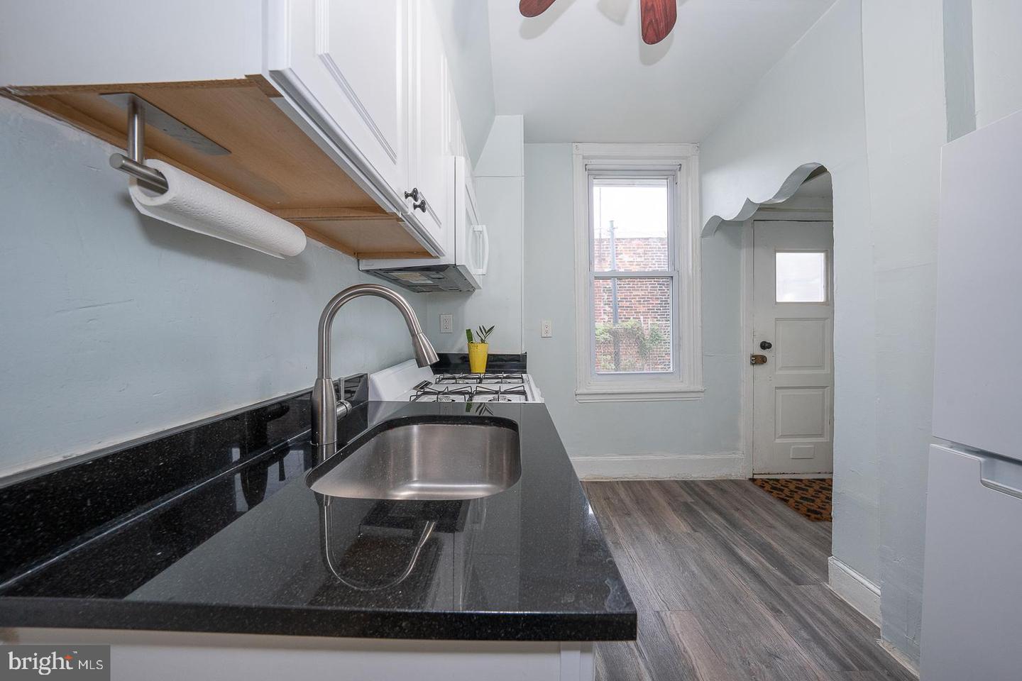 1645 Ellsworth St Property Photo 11