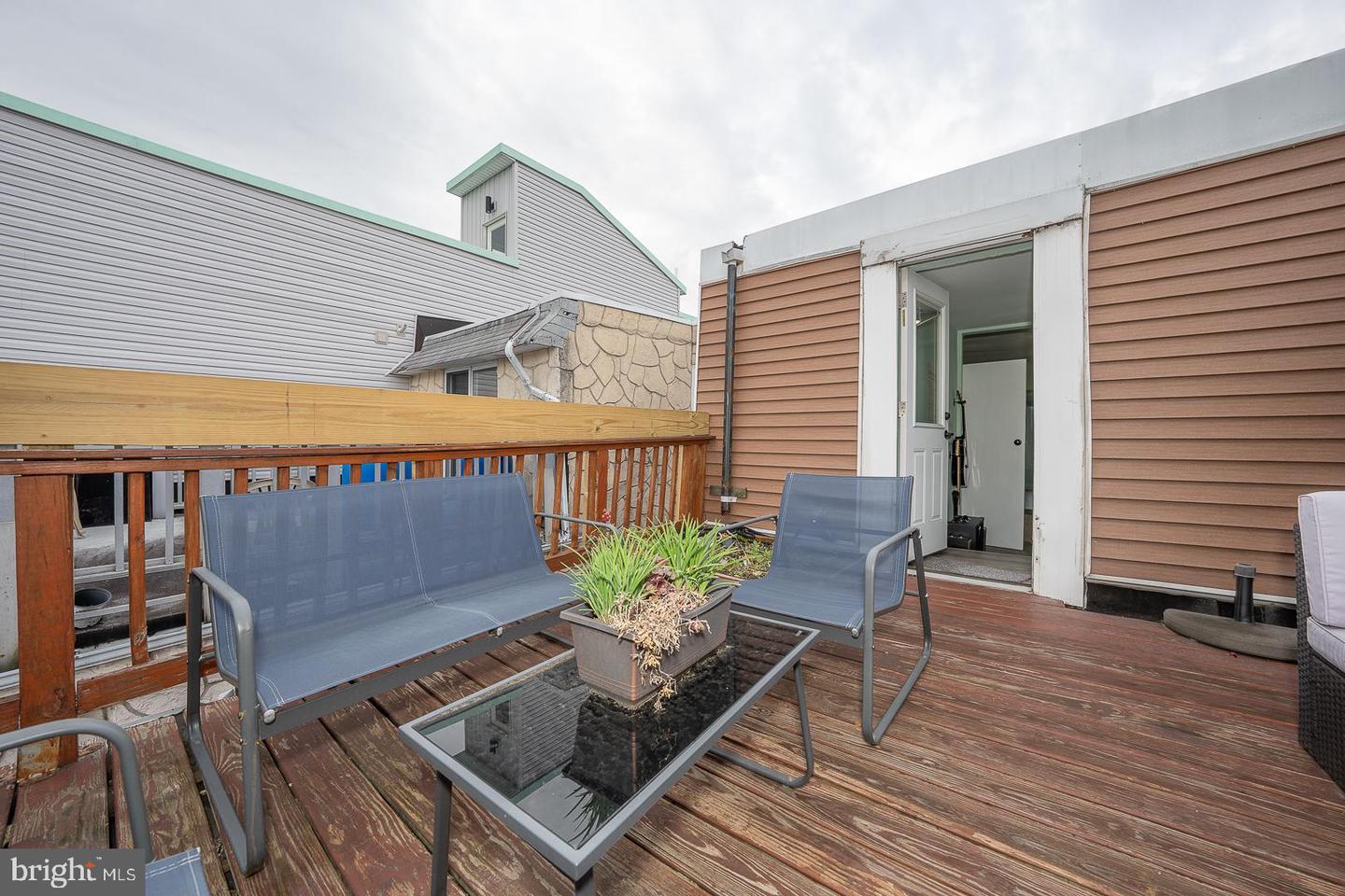 1645 Ellsworth St Property Photo 33