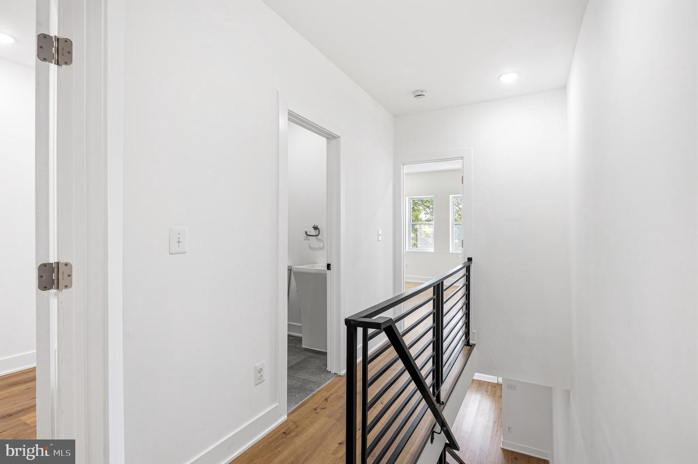 5817 Walnut St Property Photo 16