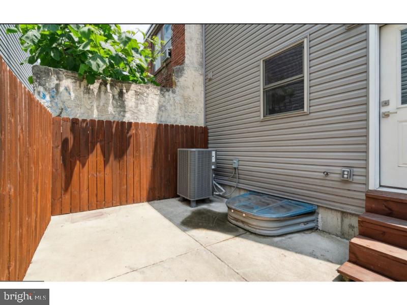2620 Emerald St Property Photo 22