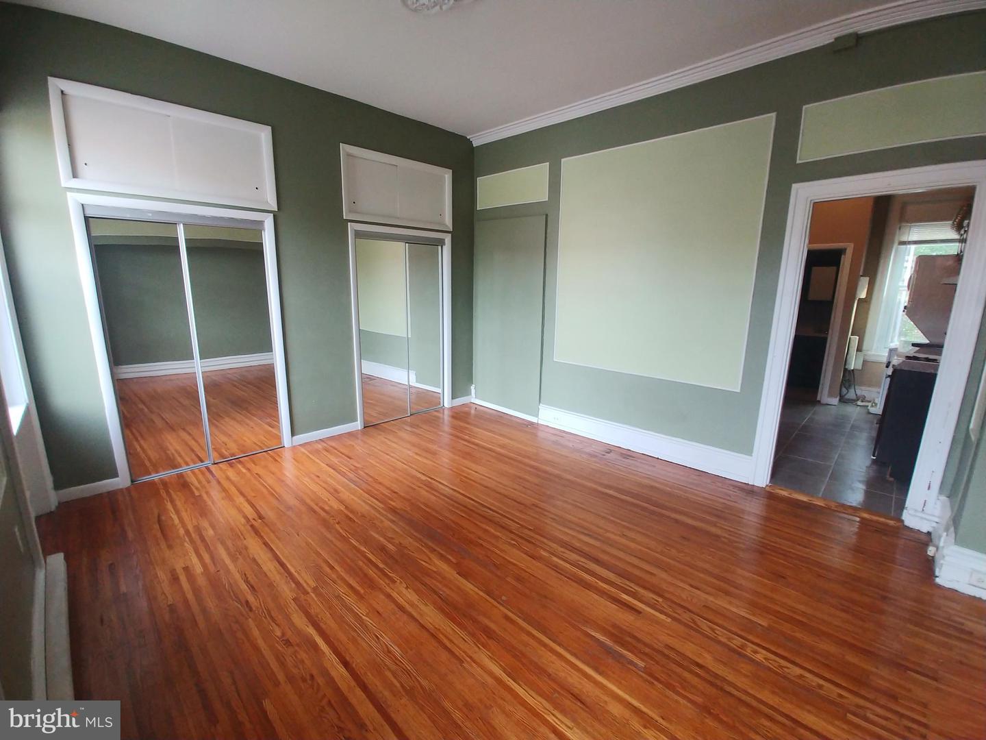 1508 S Broad Property Photo 2