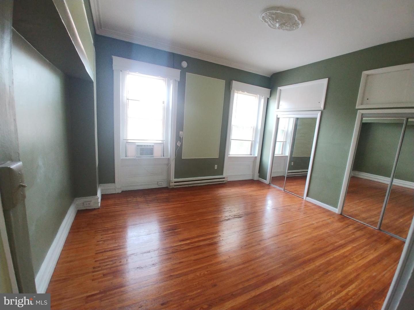 1508 S Broad Property Photo 5