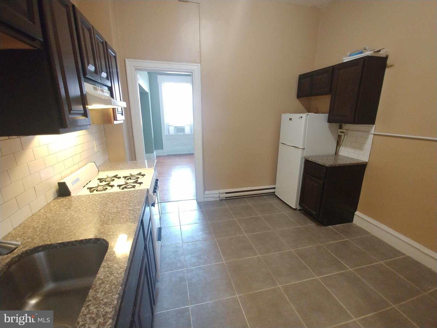 1508 S Broad Property Photo 7