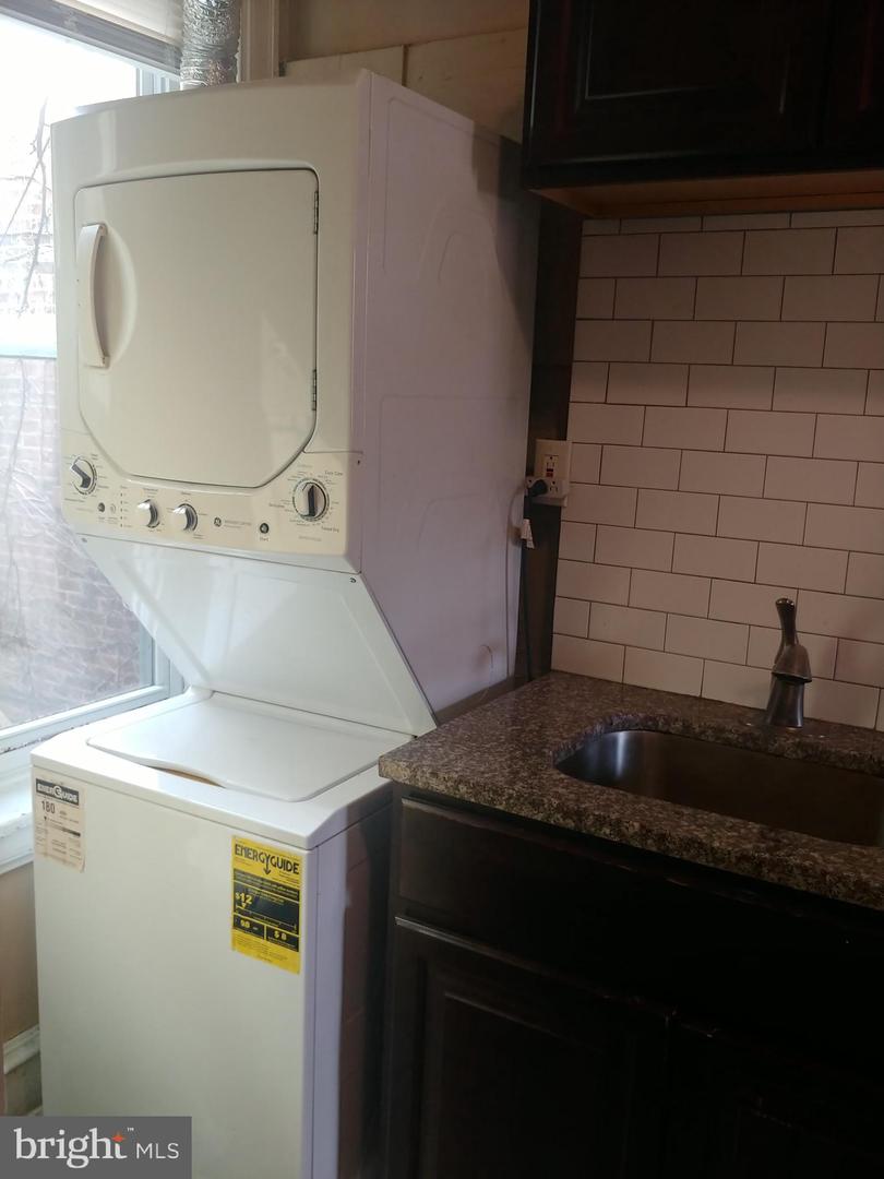 1508 S Broad Property Photo 10