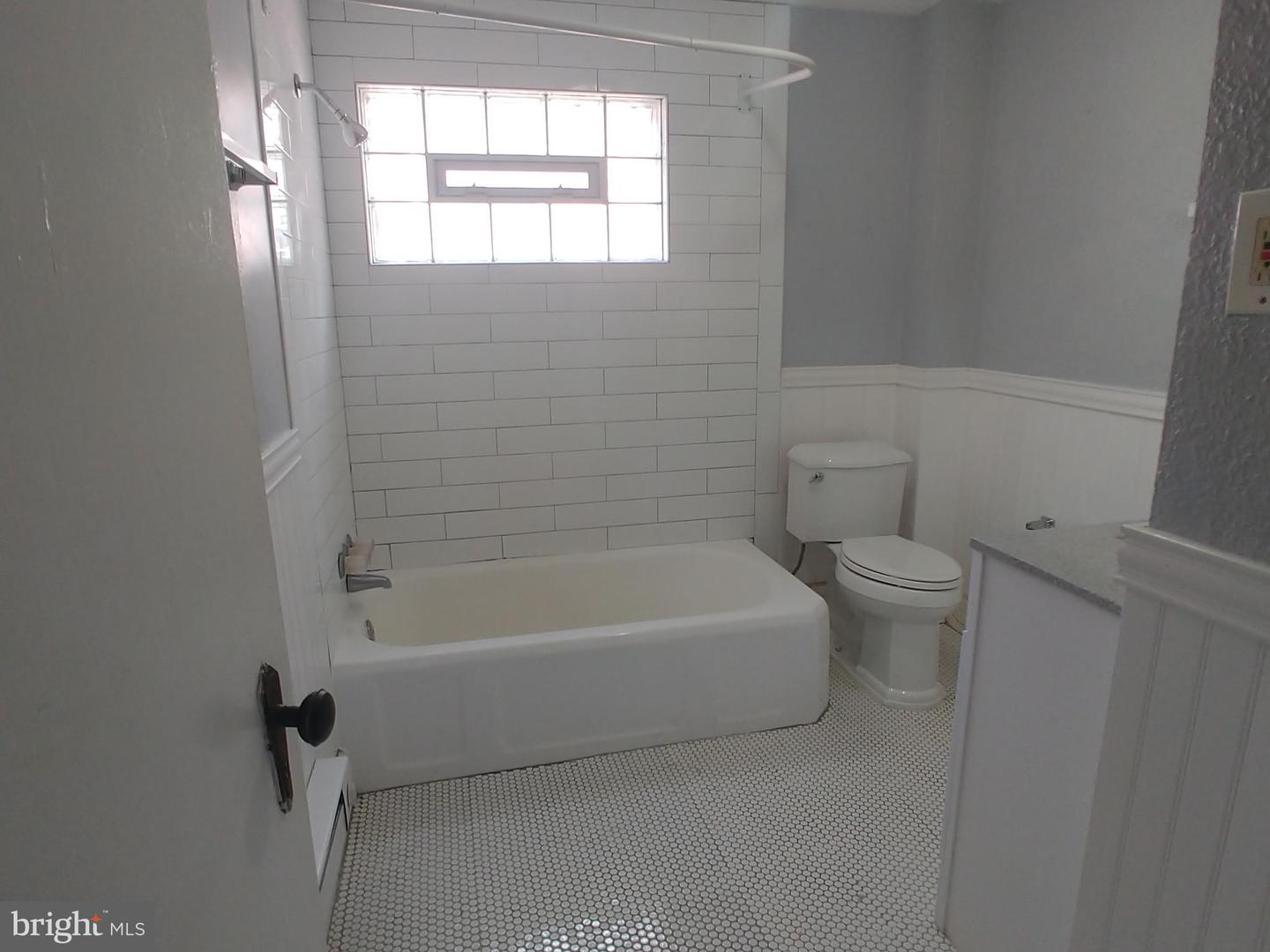 1508 S Broad Property Photo 15