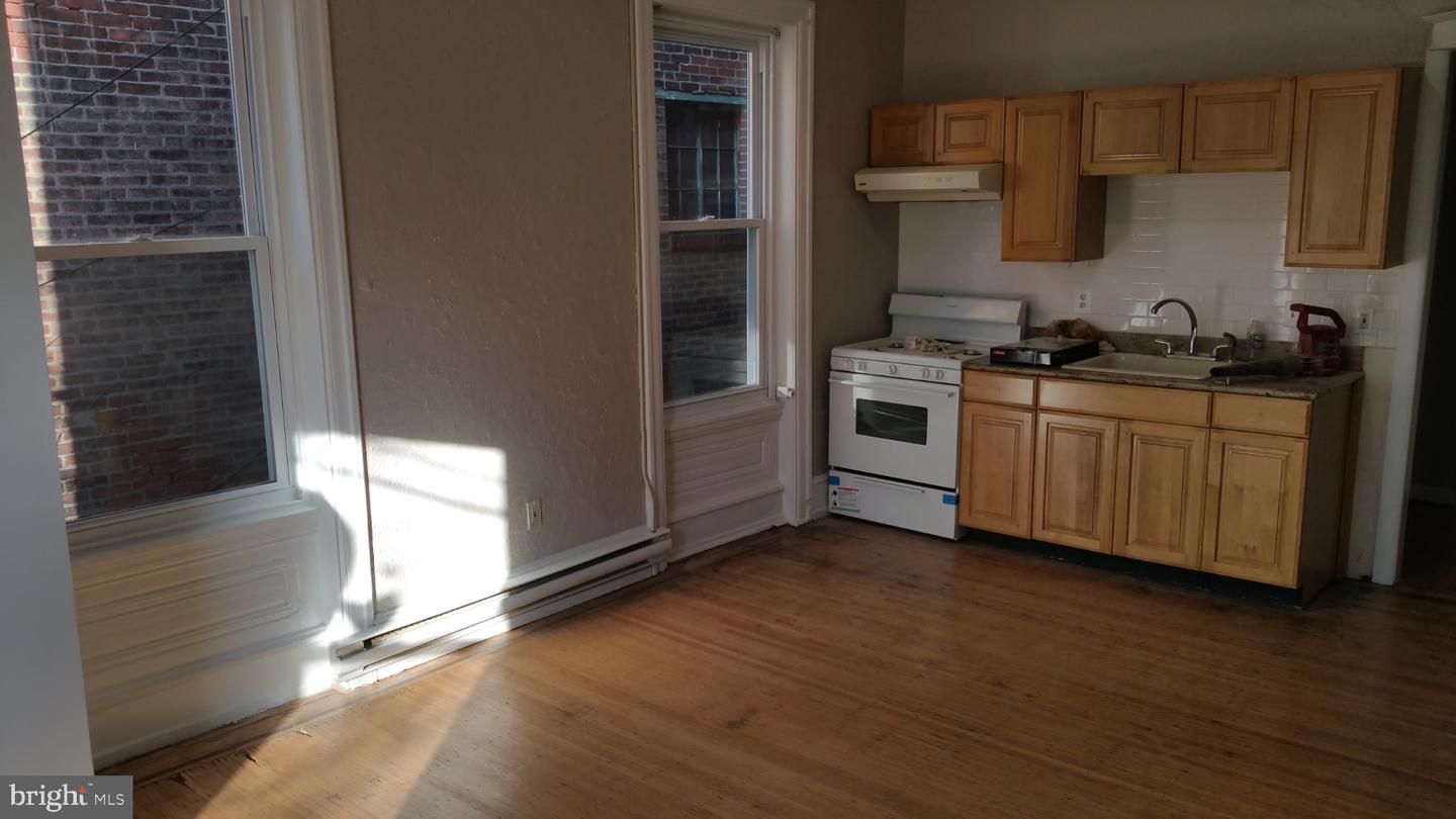 1508 S Broad Property Photo 21