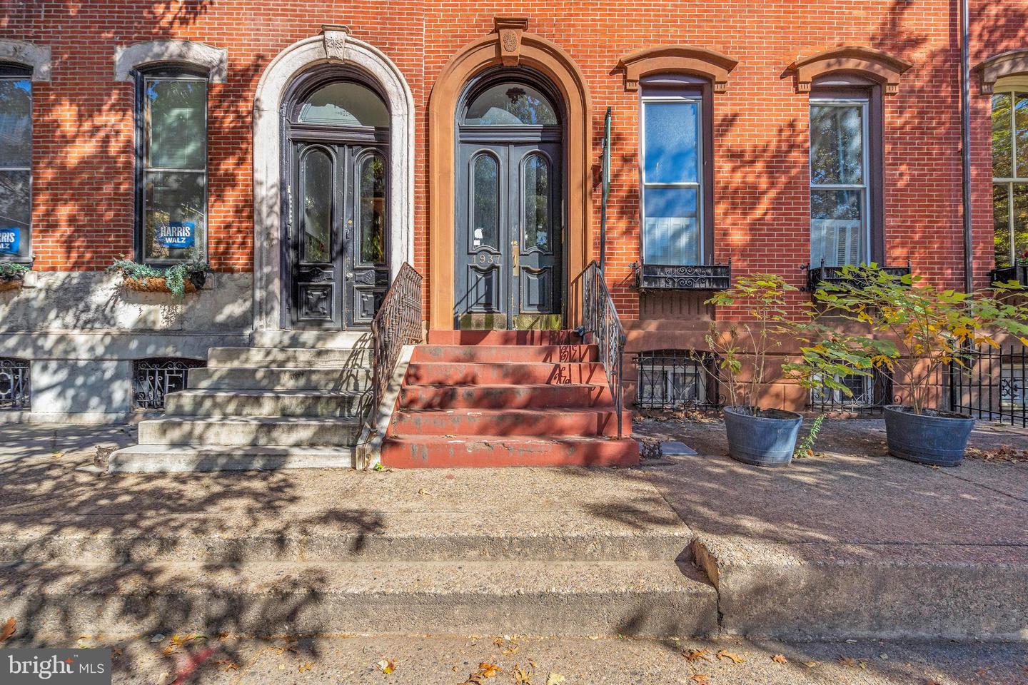 1937 Spring Garden St Property Photo 2