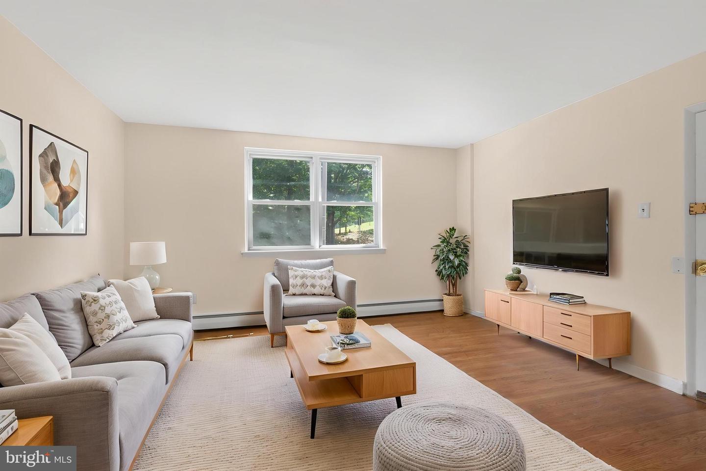 5990 Henry Ave #2 Property Photo 1