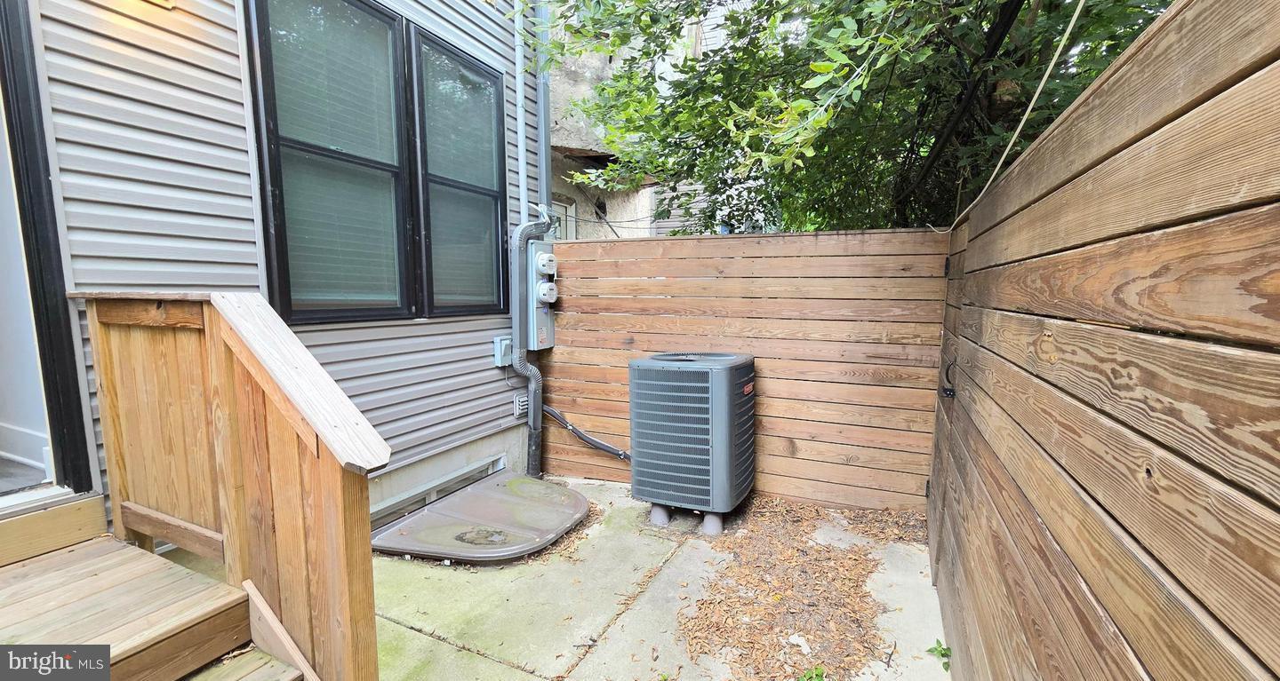 5233 Chancellor St #1 Property Photo 23