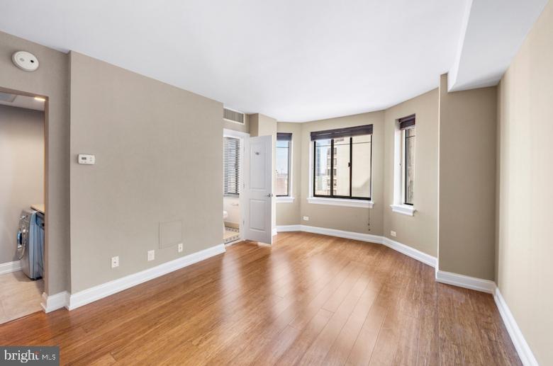 222 W Rittenhouse Sq #1804 Property Photo 7