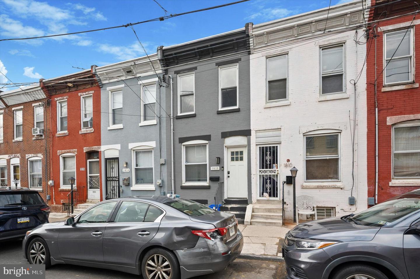 1812 E Albert St Property Photo 1