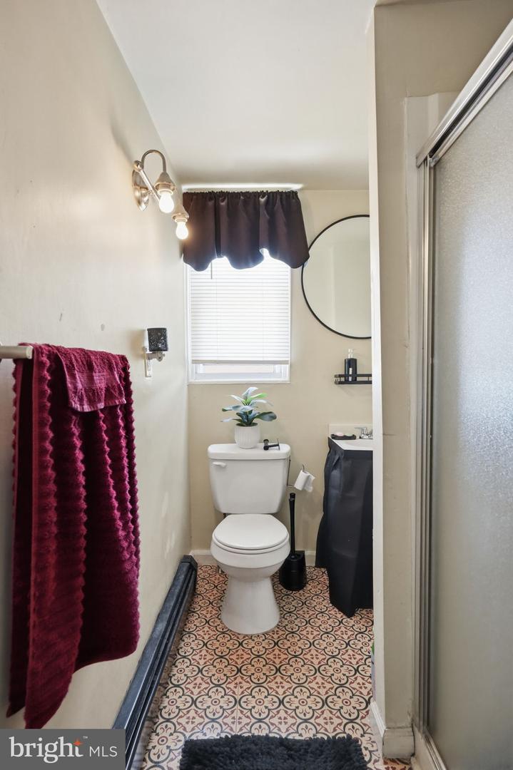 7529-31 Forrest Ave Property Photo 13