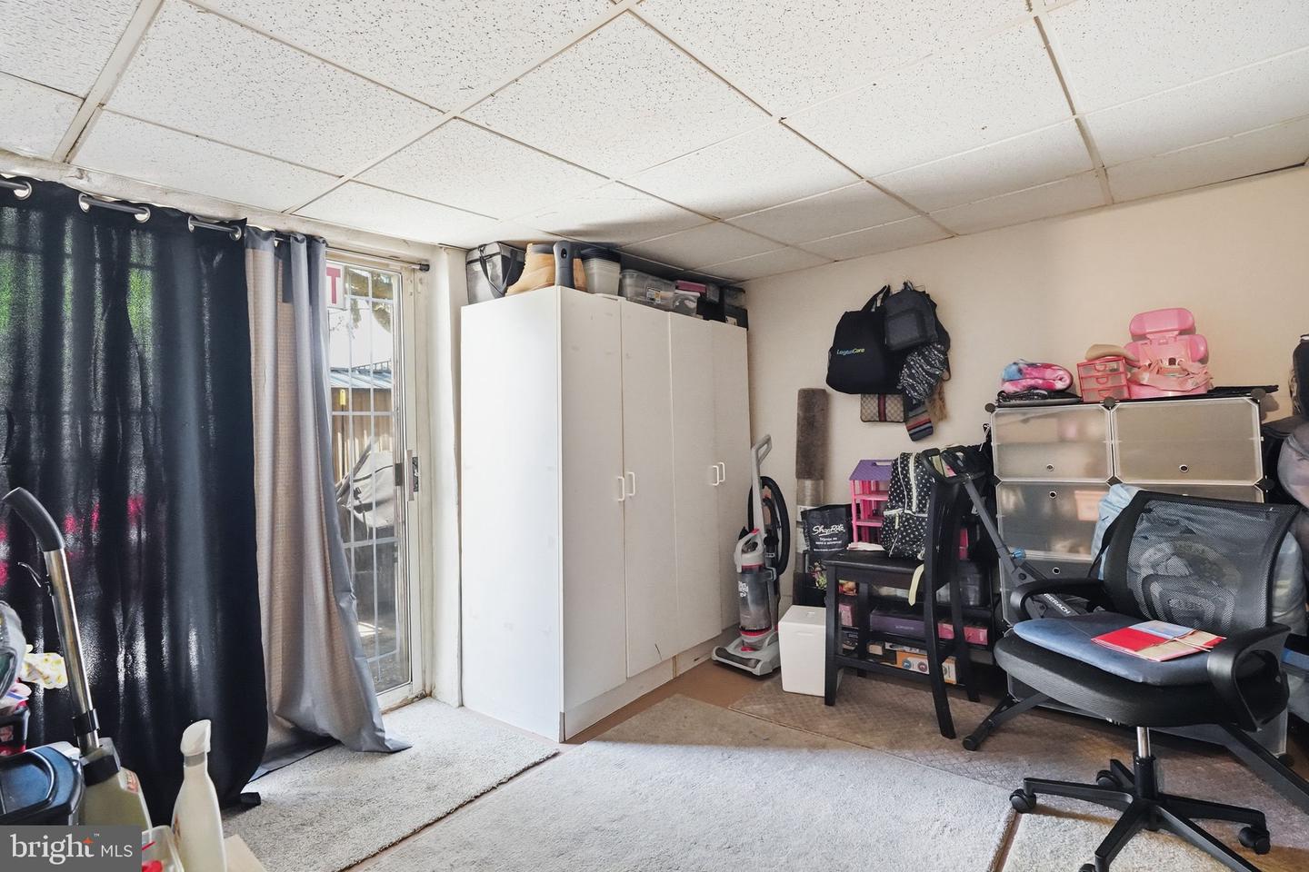 7529-31 Forrest Ave Property Photo 38