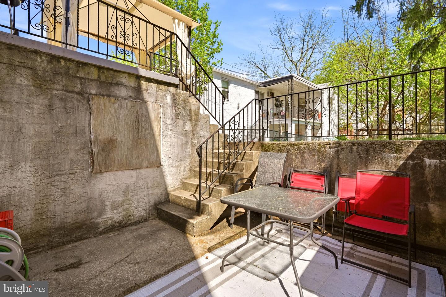 7529-31 Forrest Ave Property Photo 47