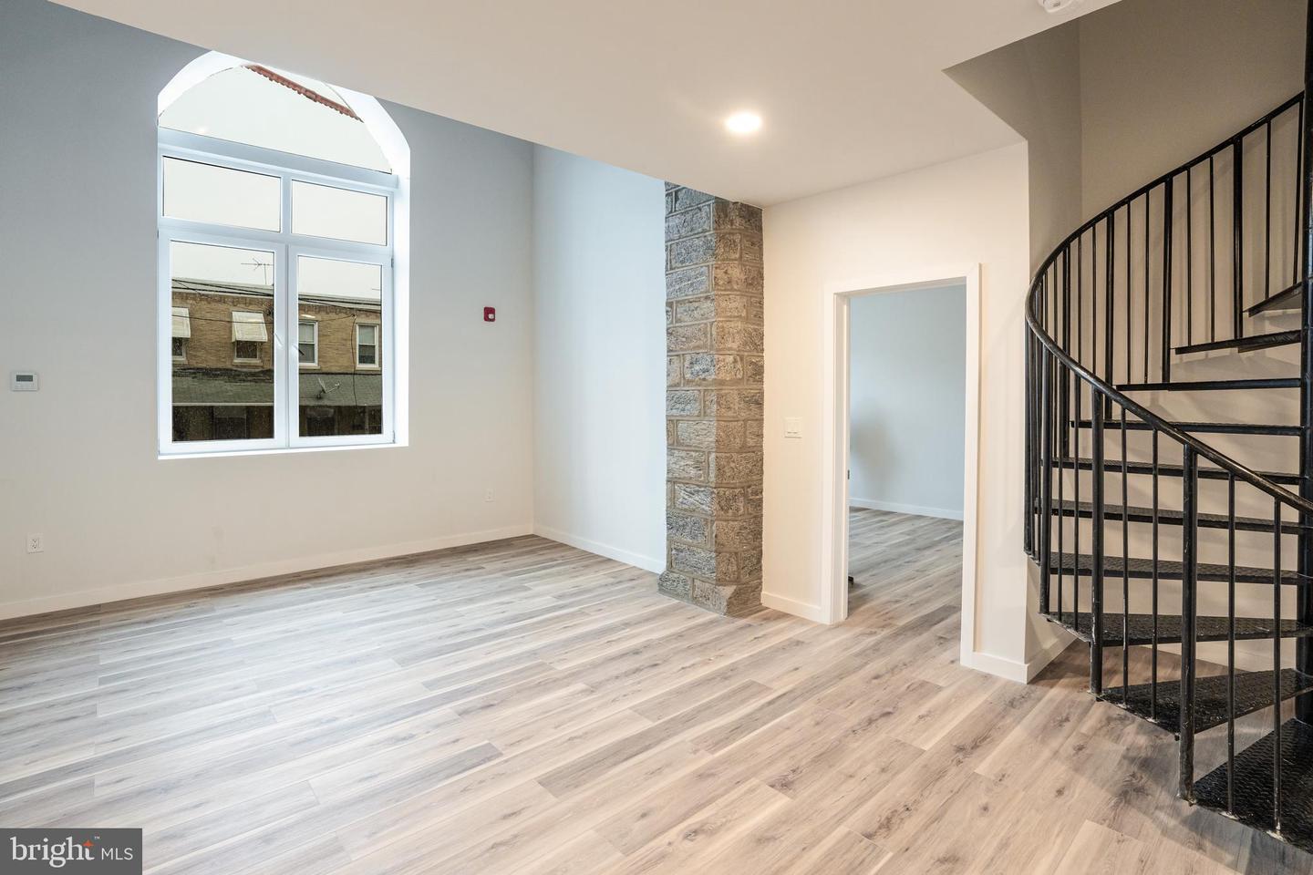 6400 Haverford Ave #40 Property Photo 8