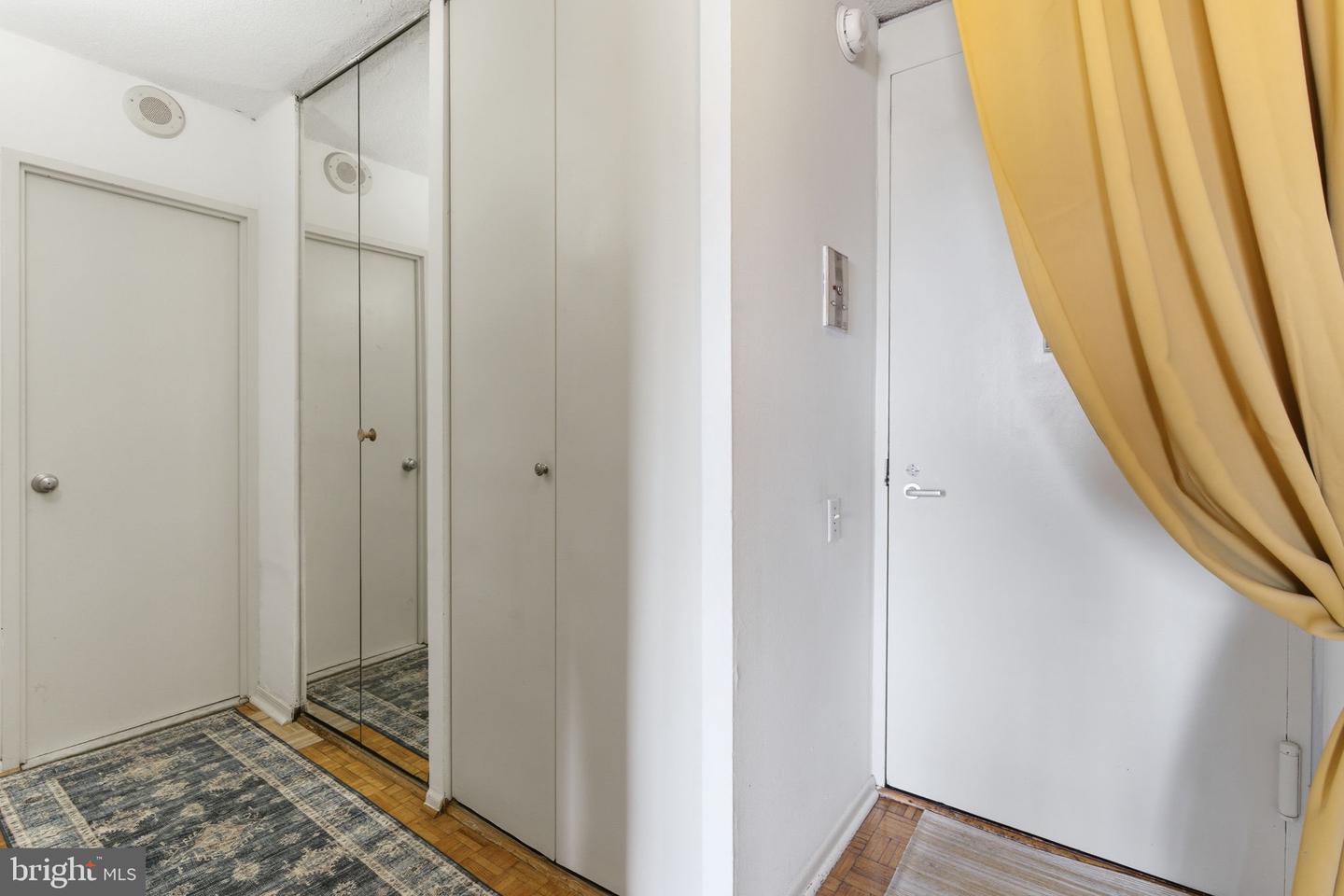 1326-42 Spruce St #1202 Property Photo 19