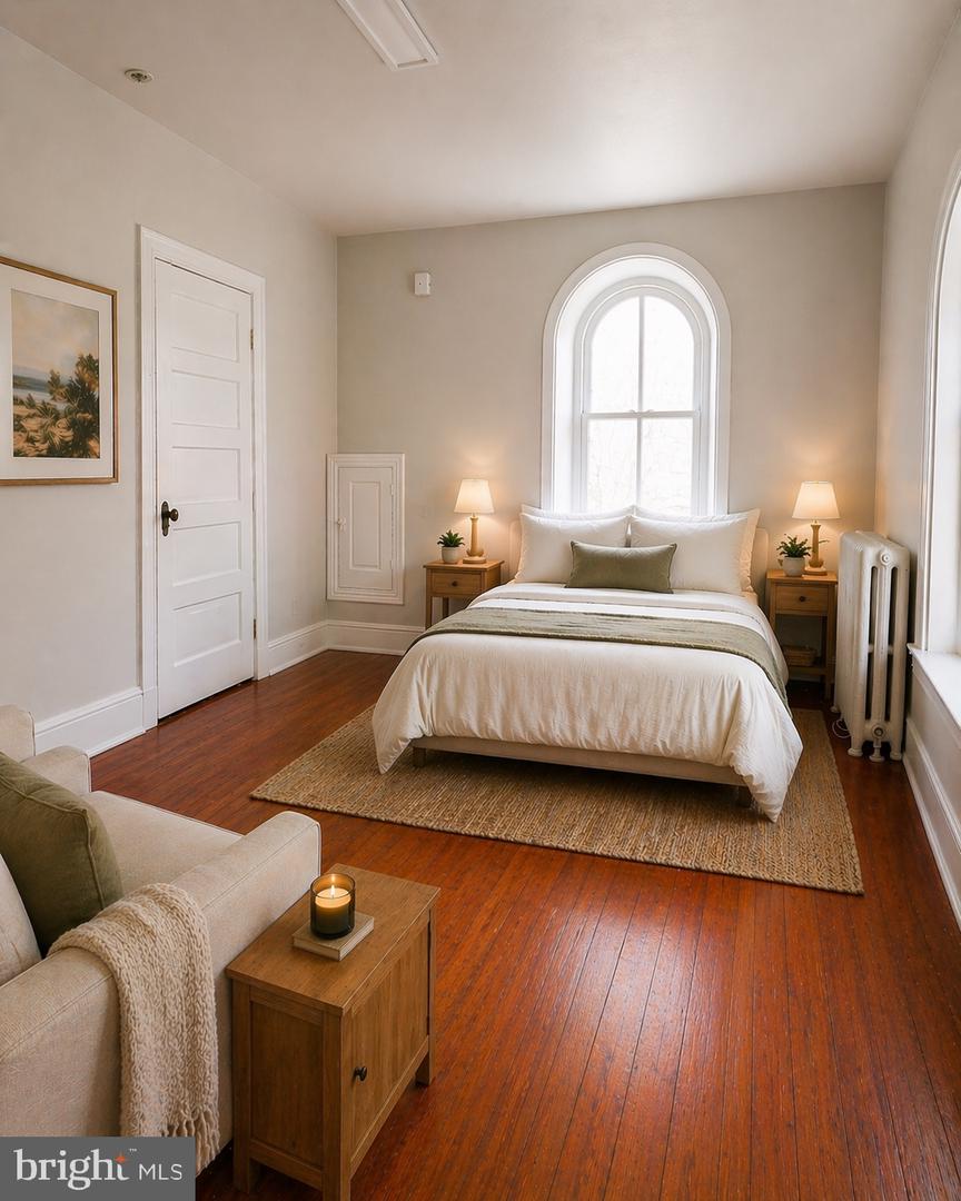 5608-00 Ridge Ave #f4 Property Photo 3