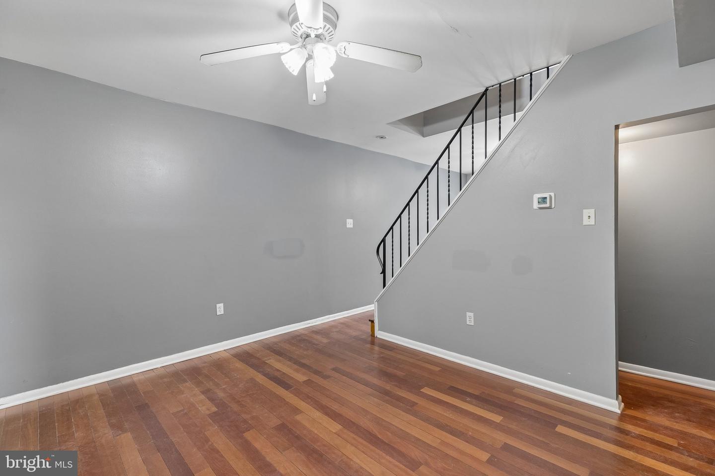 4648 Mansion St Property Photo 9