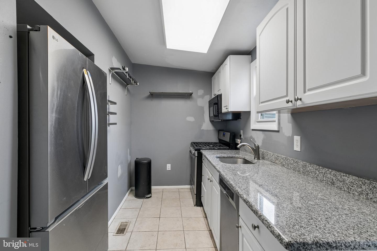 4648 Mansion St Property Photo 17