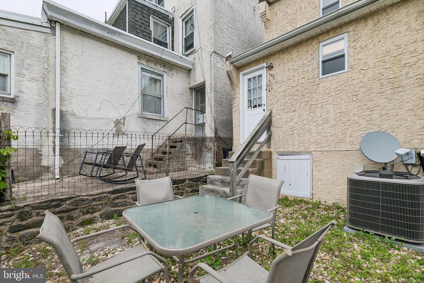 4648 Mansion St Property Photo 20