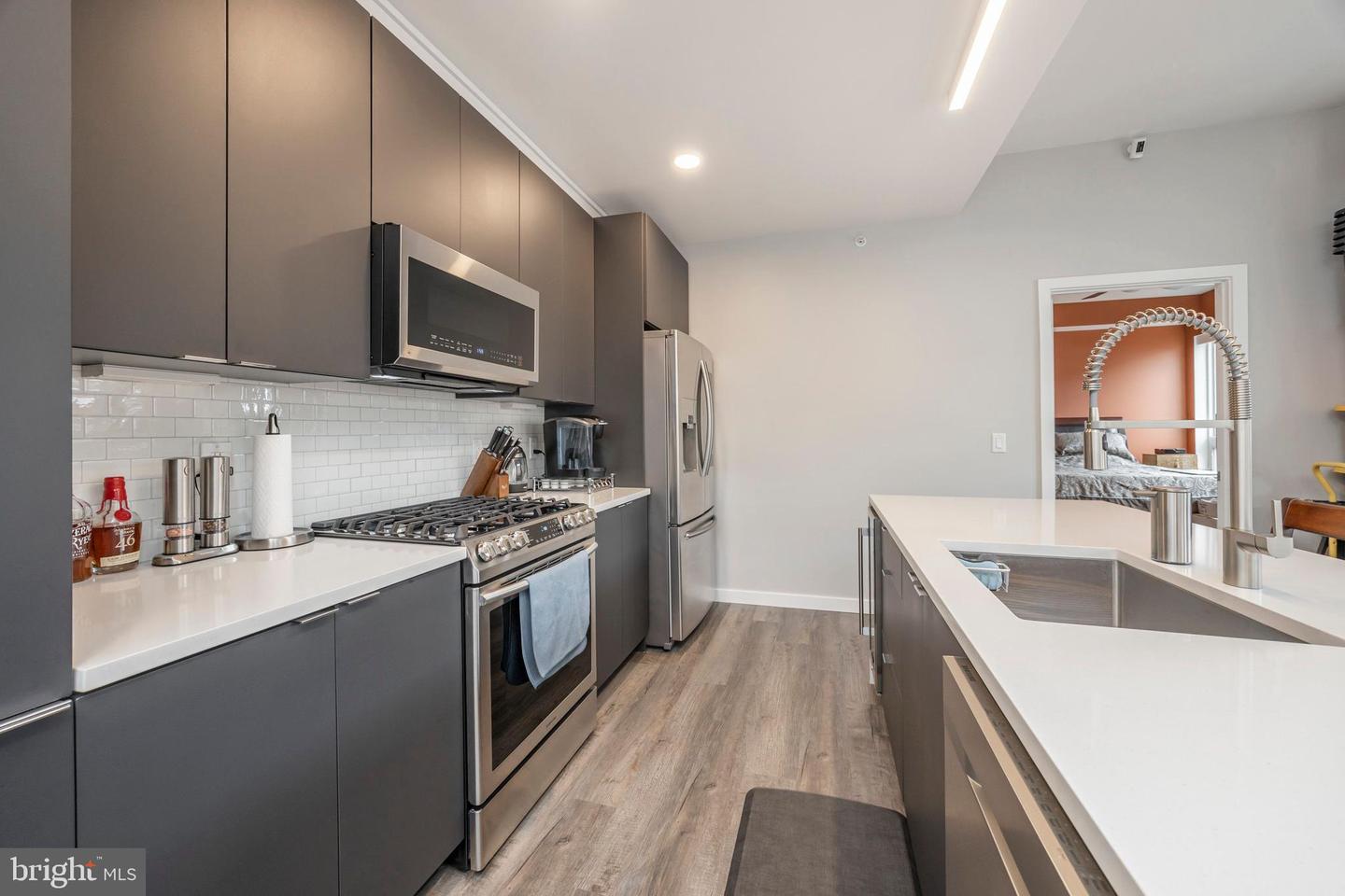 1501 N 31st St #ph3 Property Photo 3