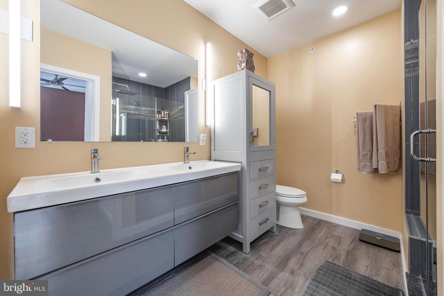 1501 N 31st St #ph3 Property Photo 12