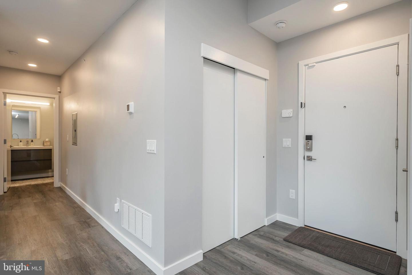 1501 N 31st St #ph3 Property Photo 18