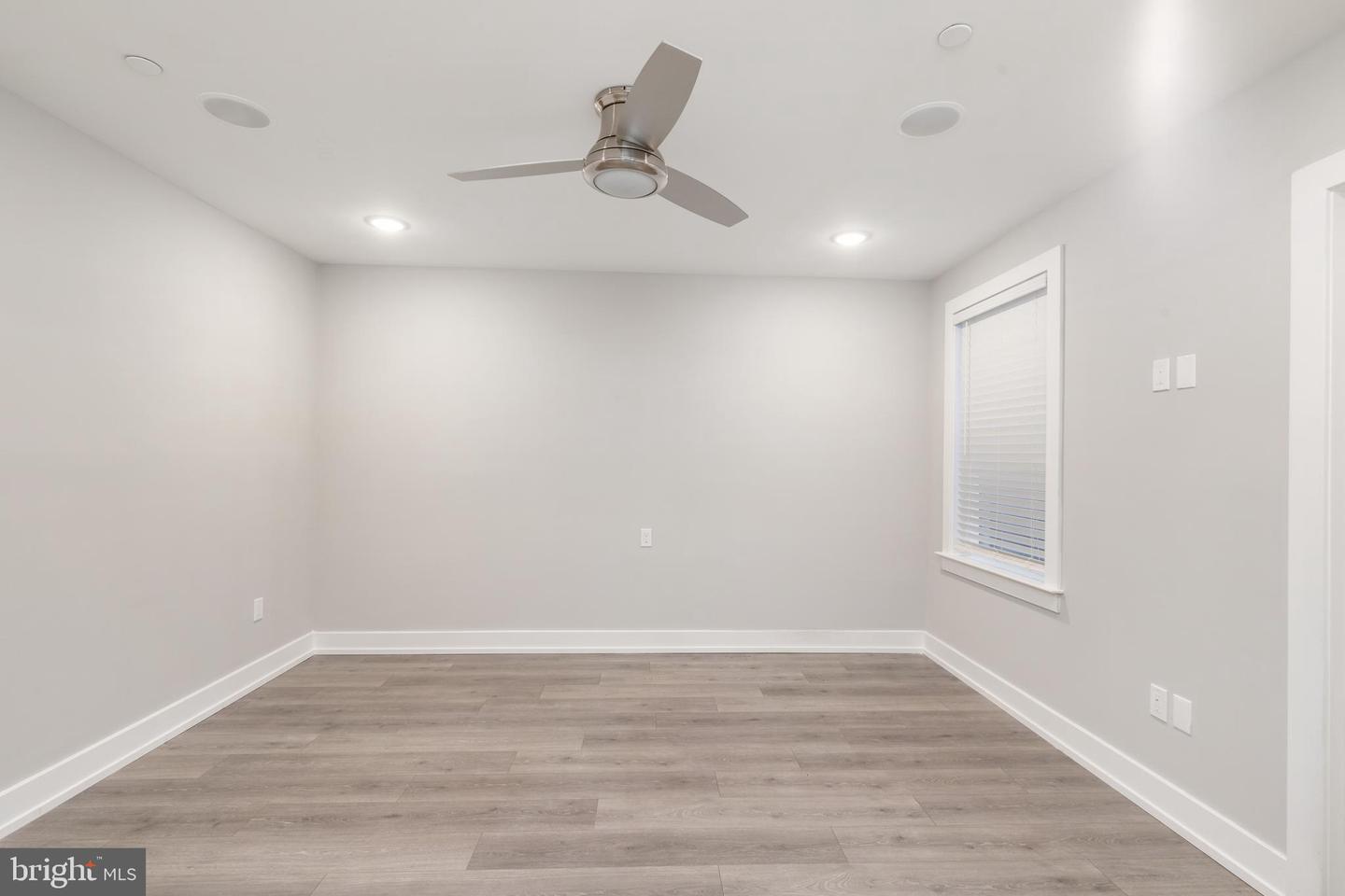 1309 S 52nd St #2 Property Photo 15