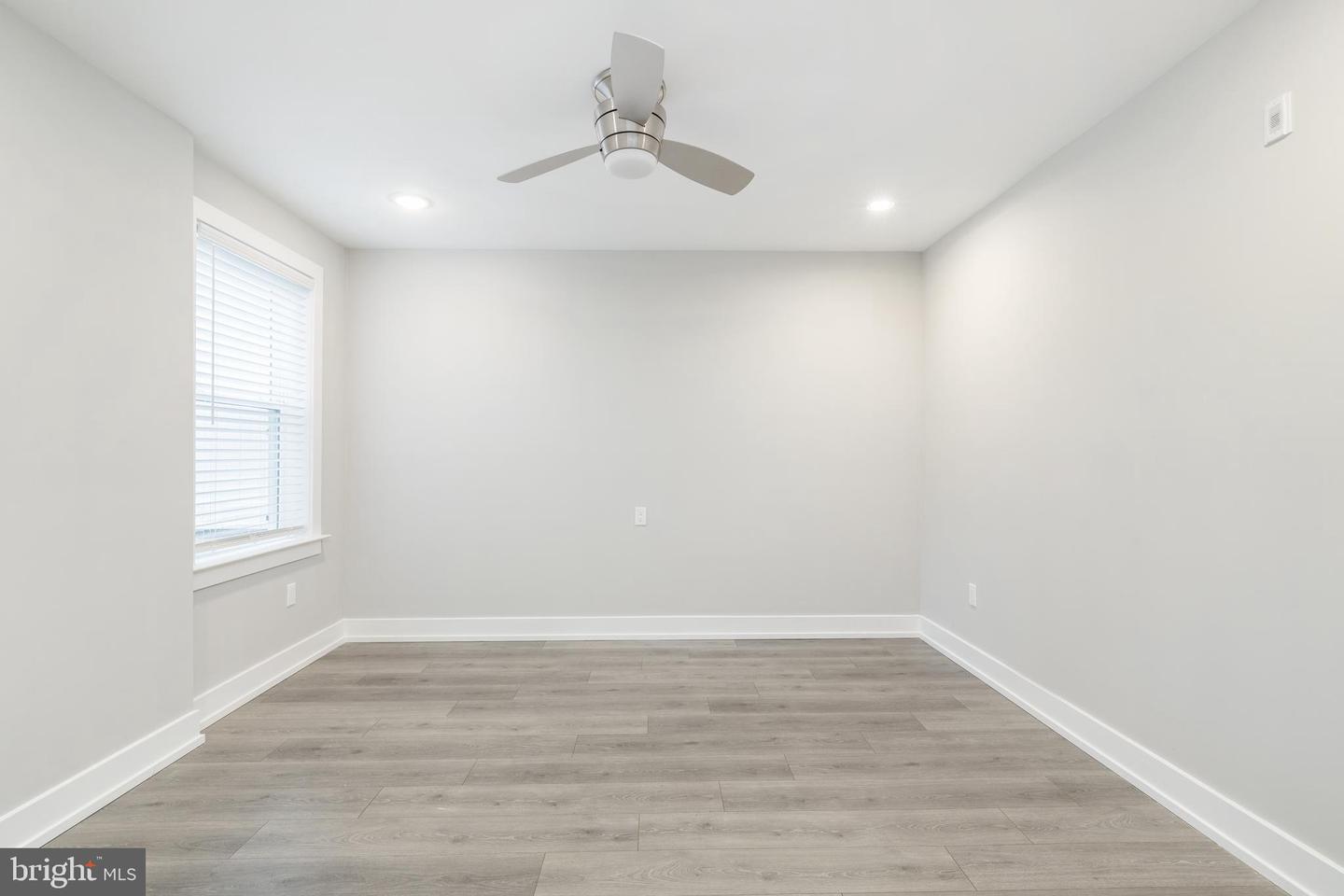 1309 S 52nd St #2 Property Photo 17