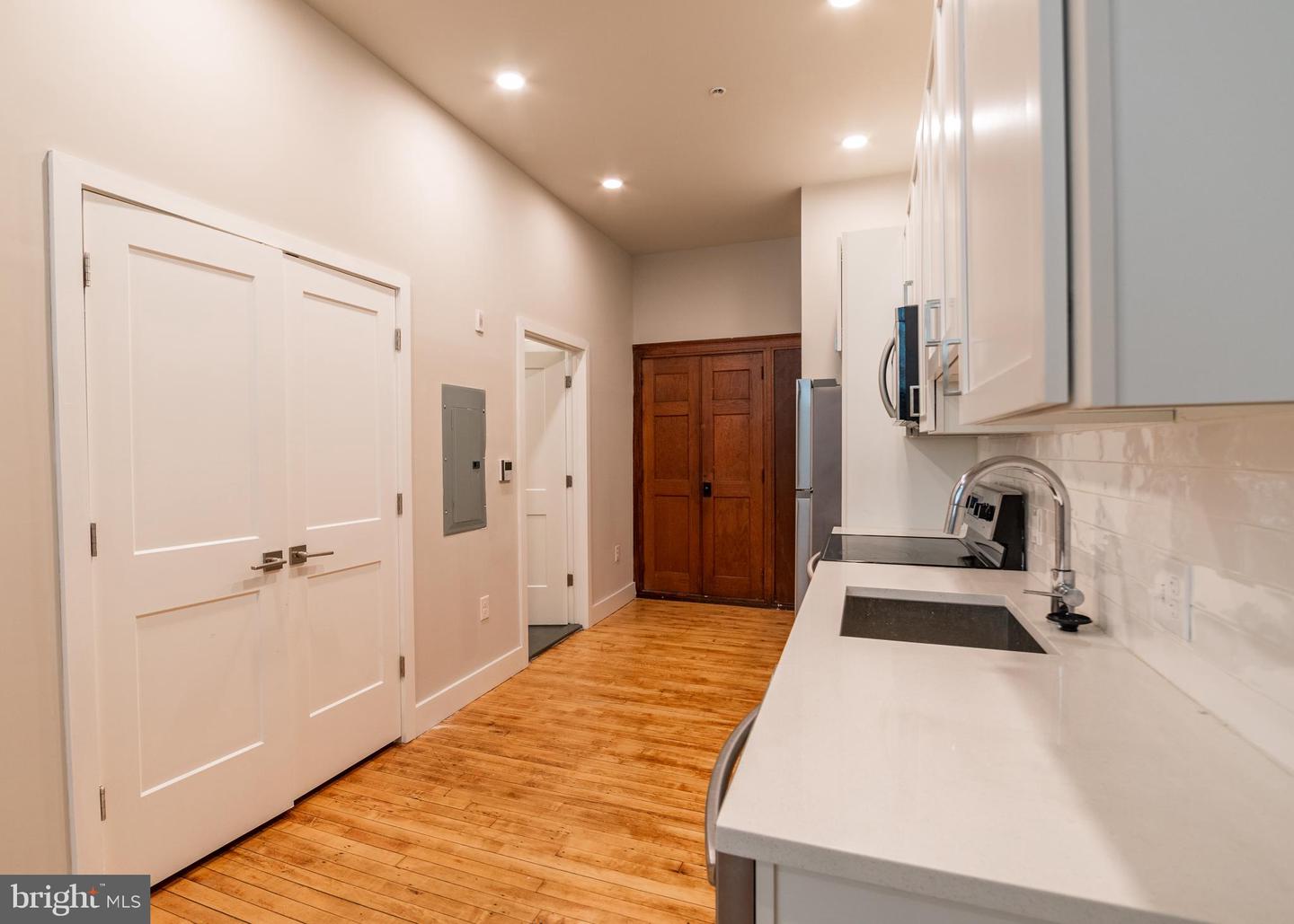1300 S 19th St #unit 113 Property Photo 8