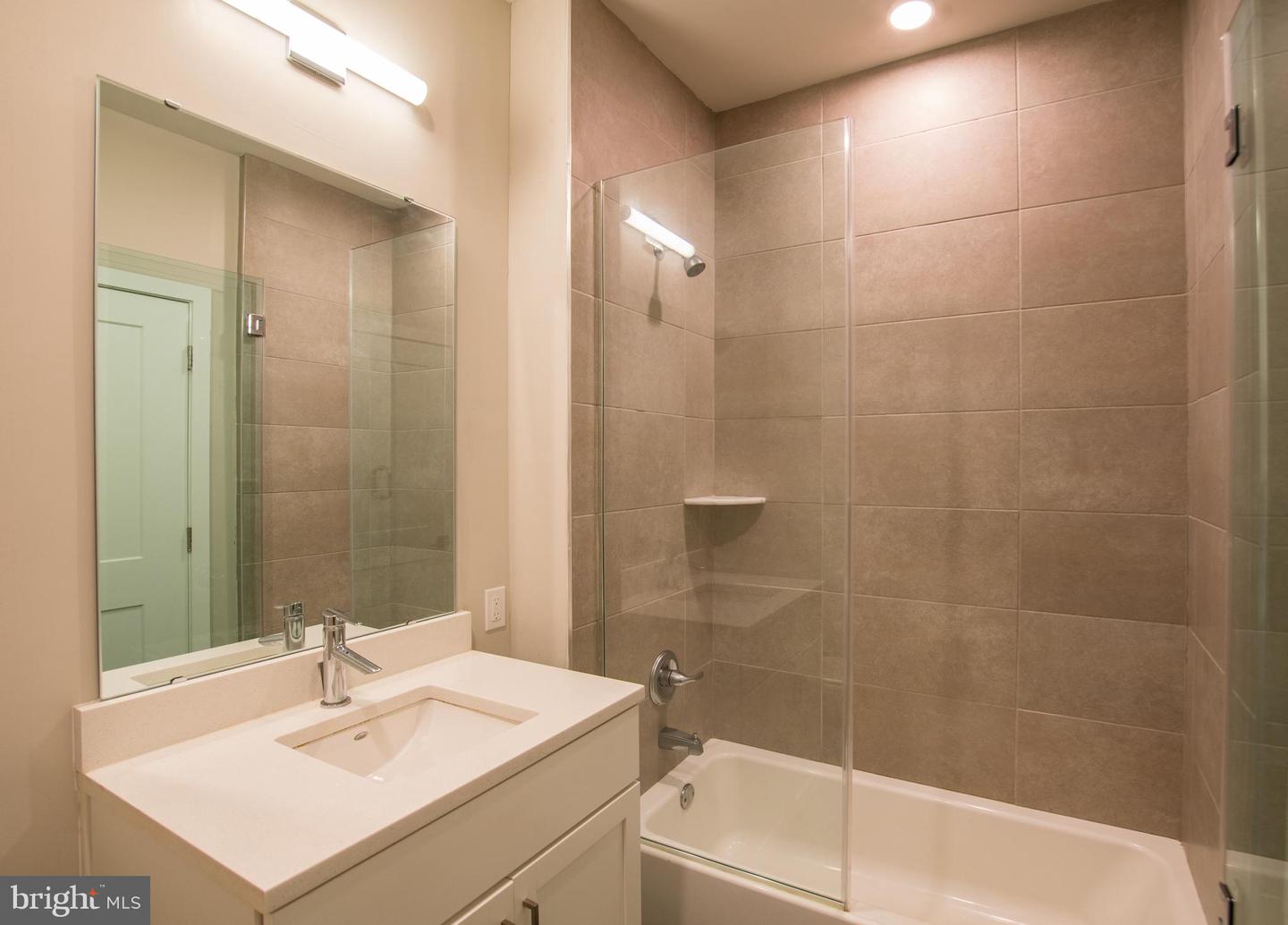1300 S 19th St #unit 113 Property Photo 12