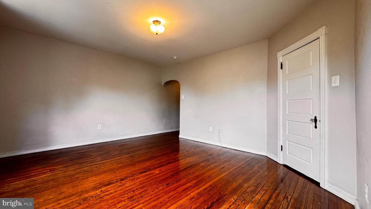 4706 Cedar Ave Property Photo 11