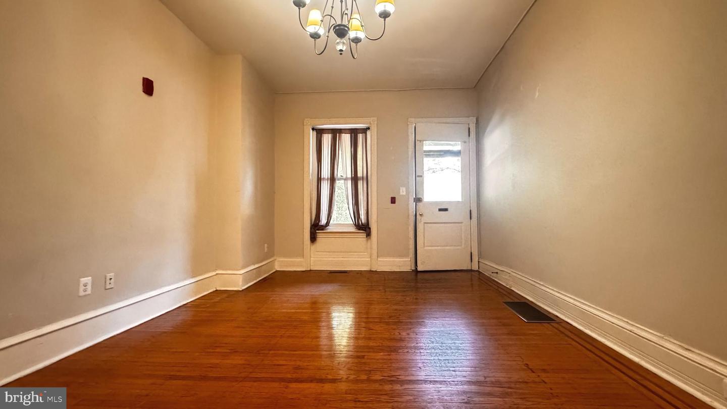 4706 Cedar Ave Property Photo 32