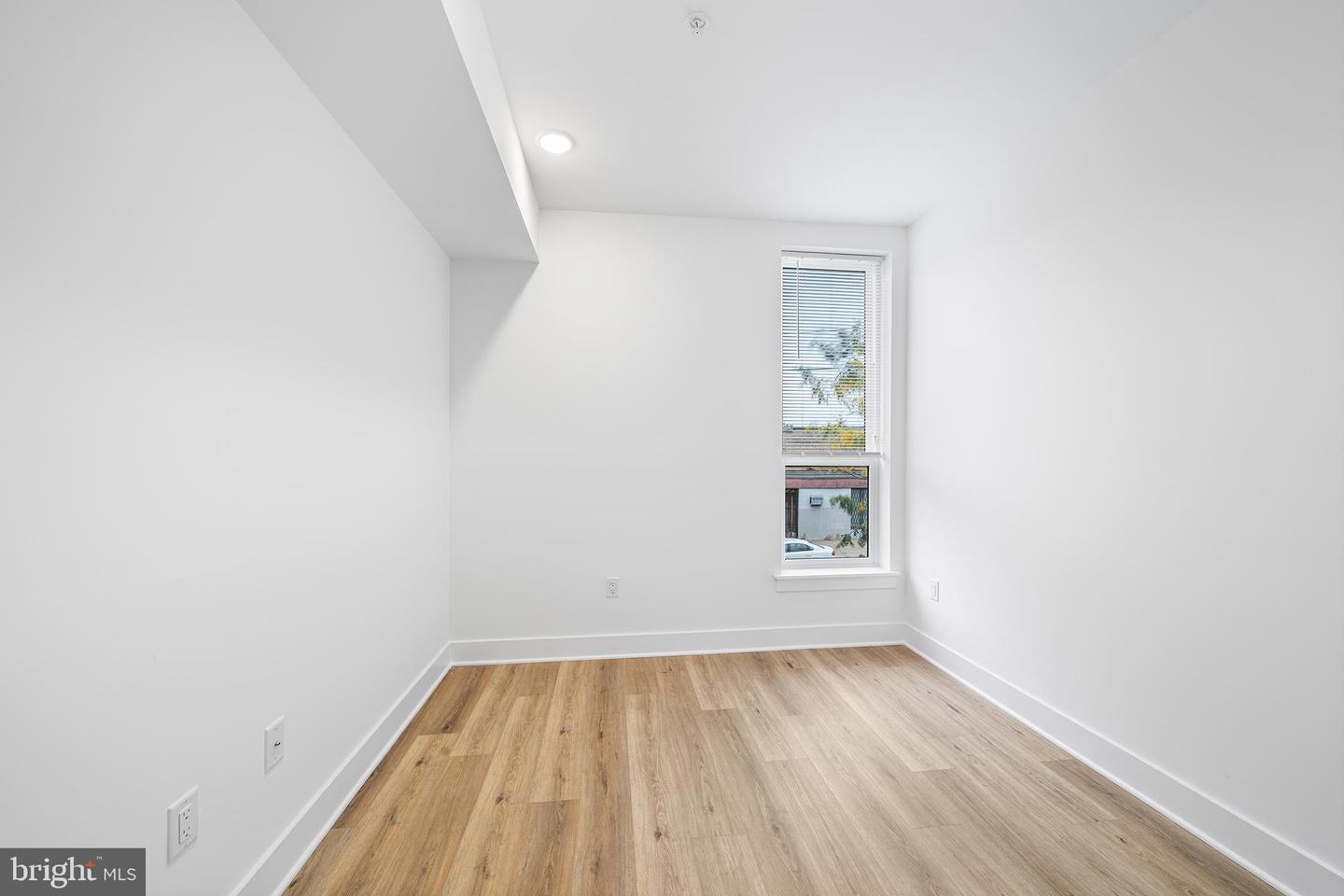 4324 Lancaster Ave #205 Property Photo 18