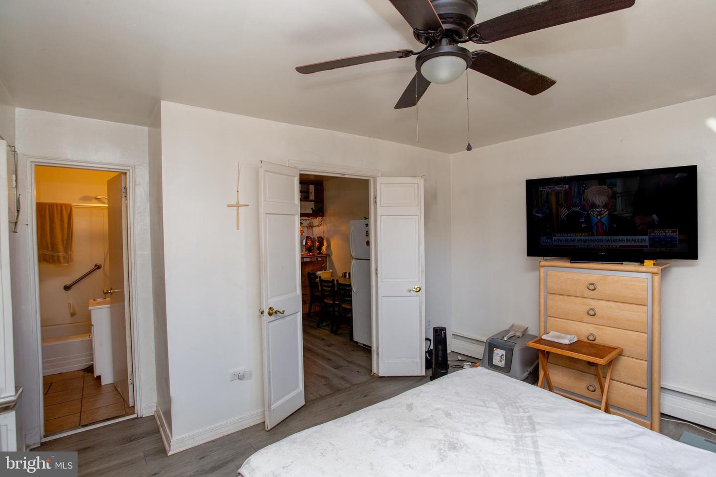 6365 Edmund St Property Photo 16