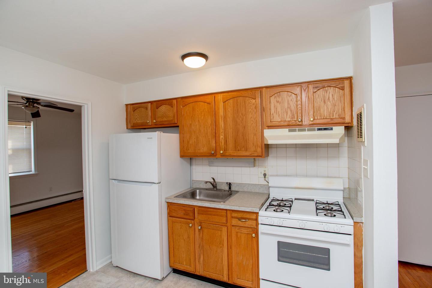 6365 Edmund St Property Photo 23