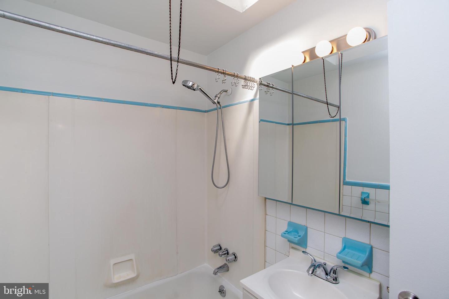 6365 Edmund St Property Photo 30