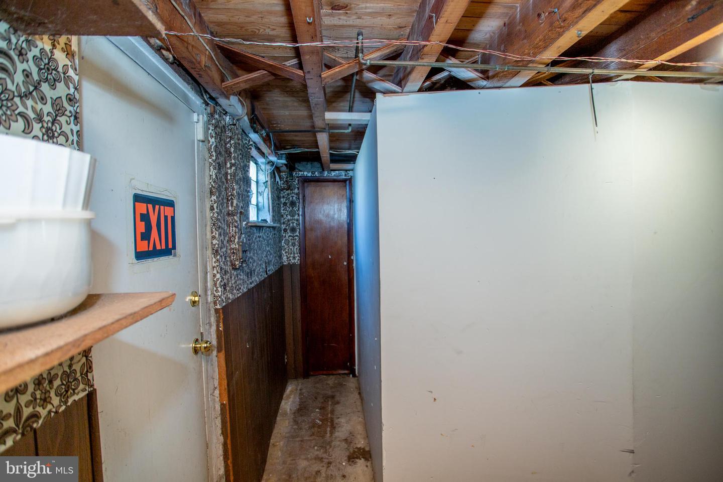 6365 Edmund St Property Photo 31