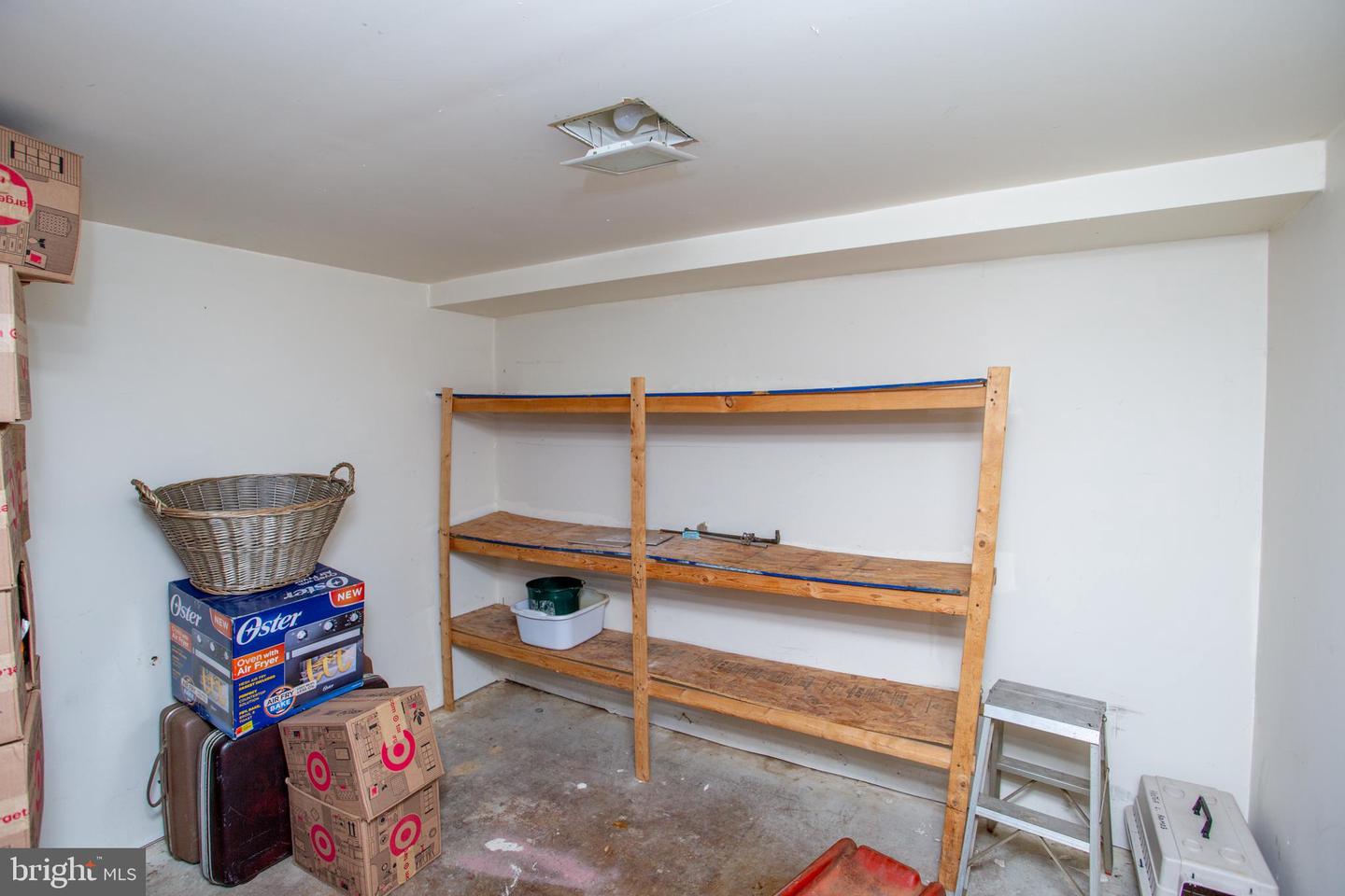 6365 Edmund St Property Photo 32