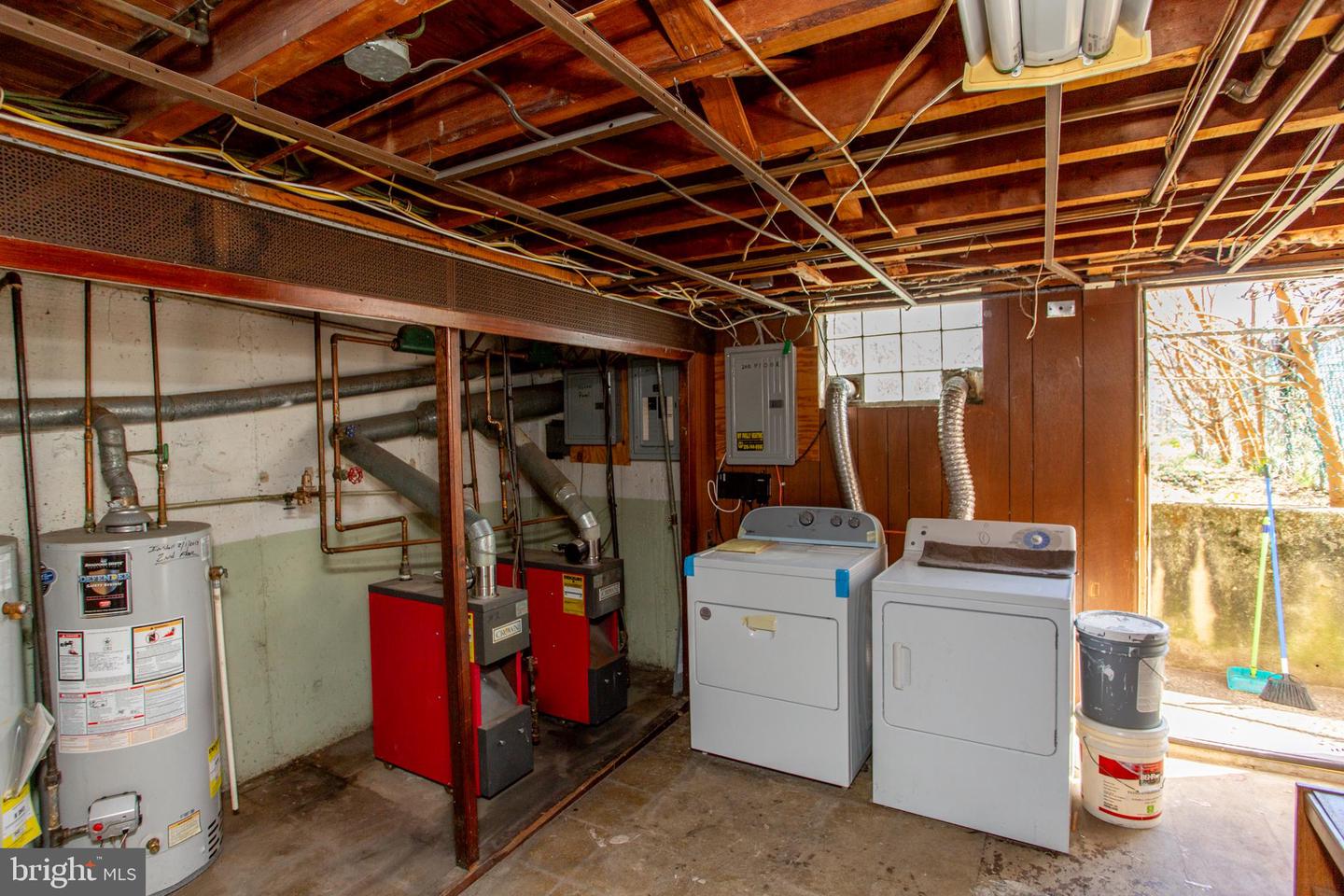 6365 Edmund St Property Photo 38