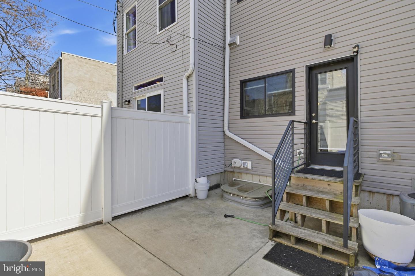 1448 N Myrtlewood St Property Photo 12