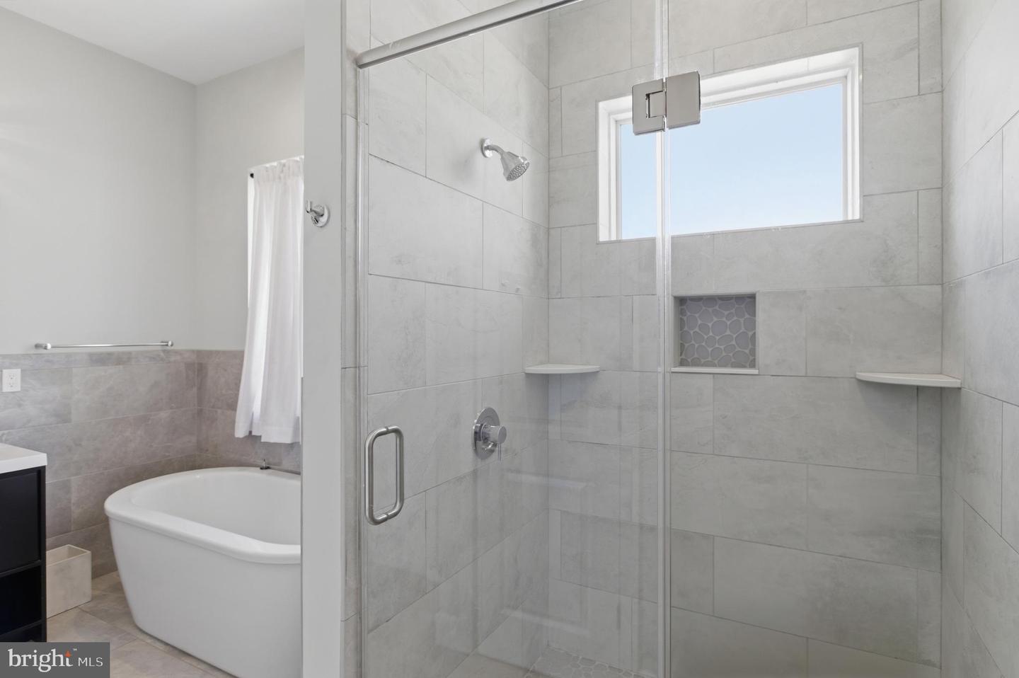1448 N Myrtlewood St Property Photo 30