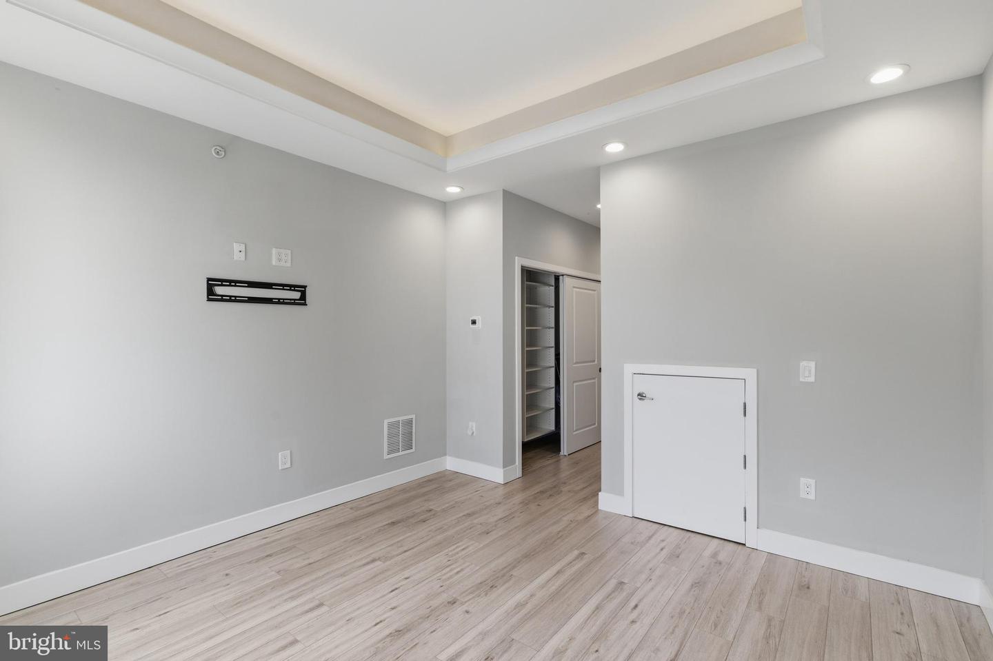 1448 N Myrtlewood St Property Photo 35