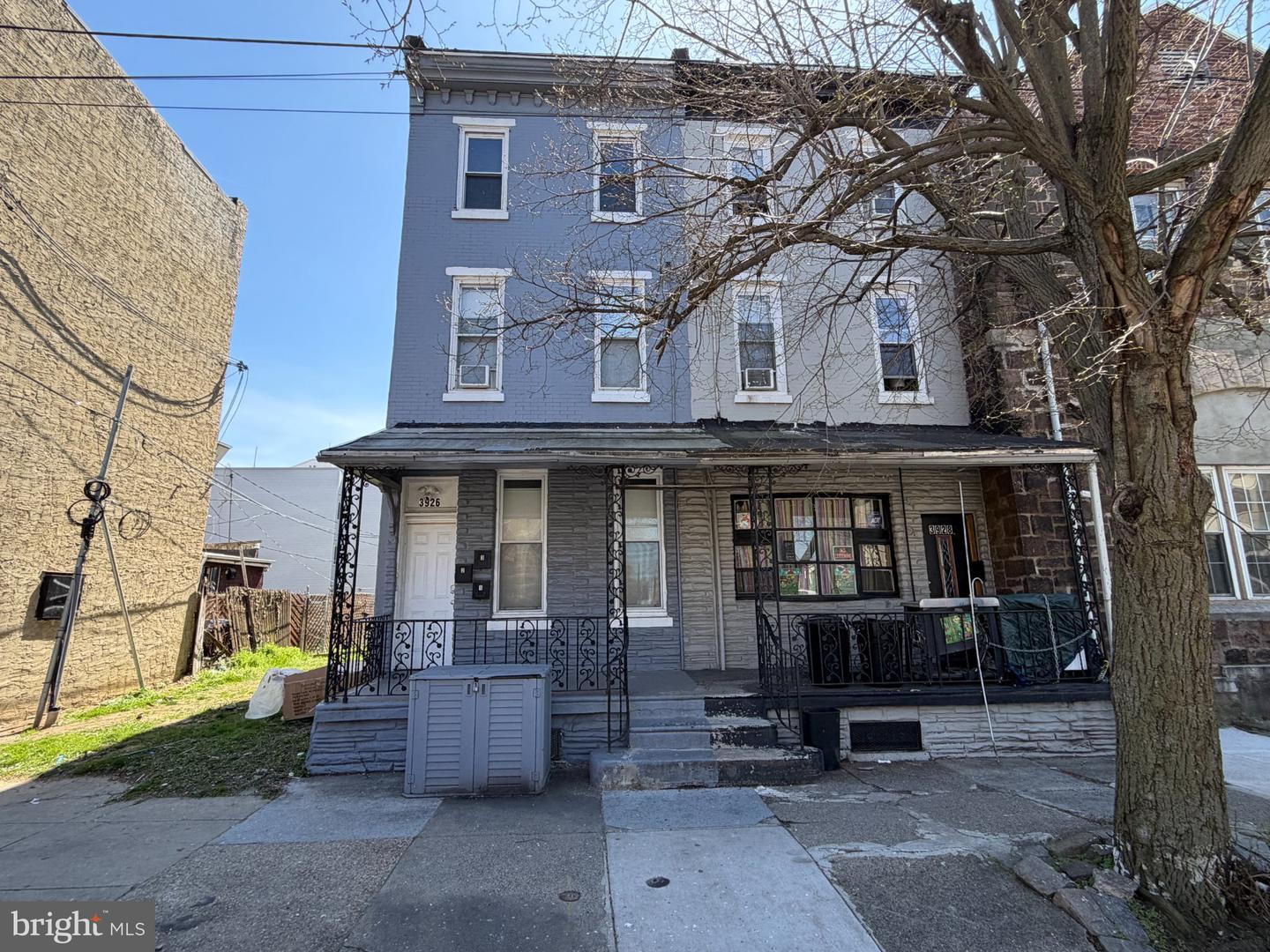 3926 Fairmount Ave Property Photo 2