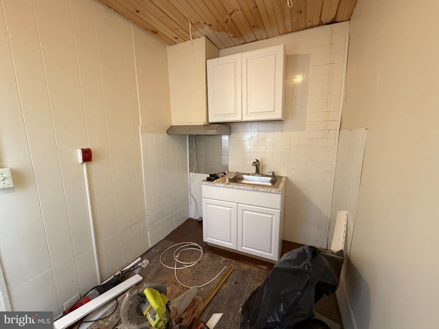 3926 Fairmount Ave Property Photo 10