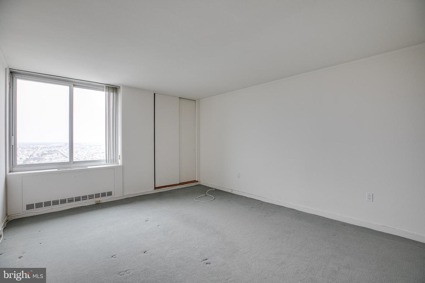 604 S Washington Sq #3105 Property Photo 12