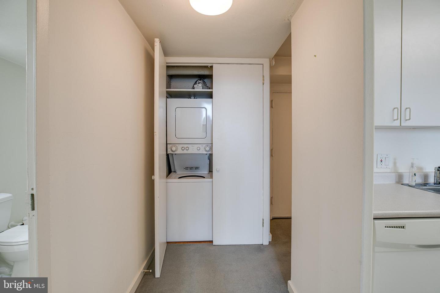 604 S Washington Sq #3105 Property Photo 14