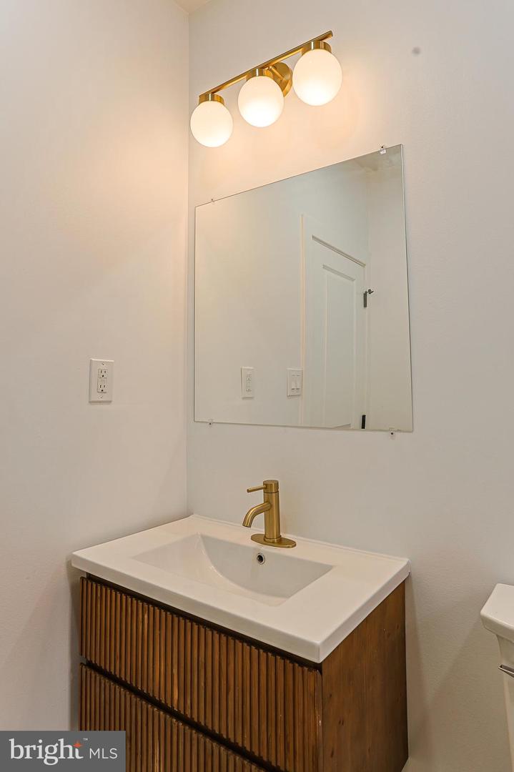 7415 Sprague St Property Photo 25