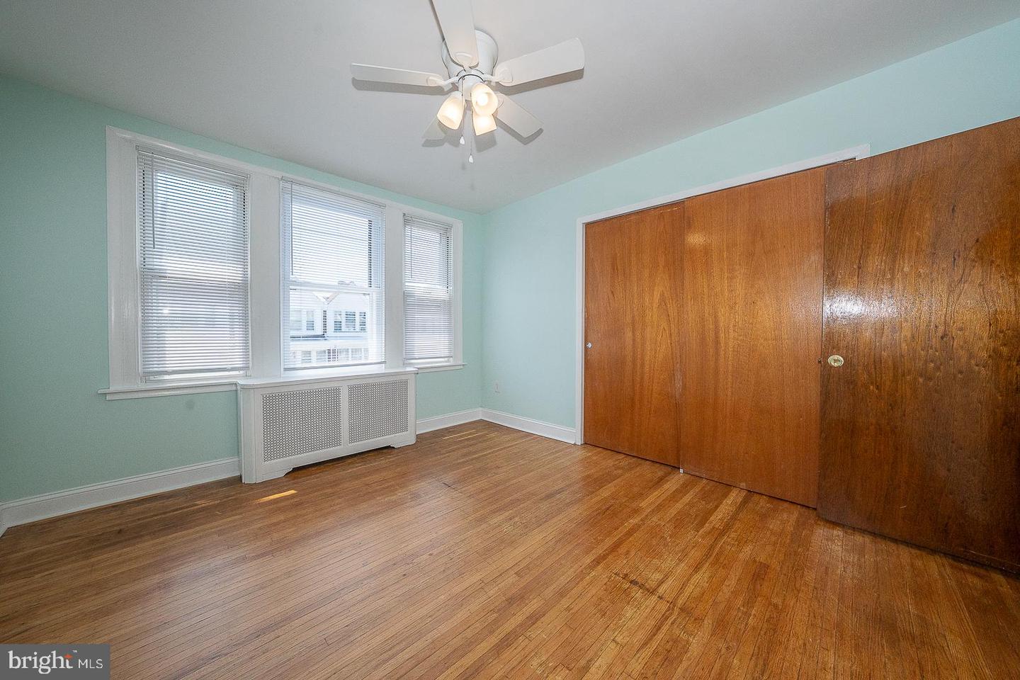 628 Gerhard St Property Photo 16