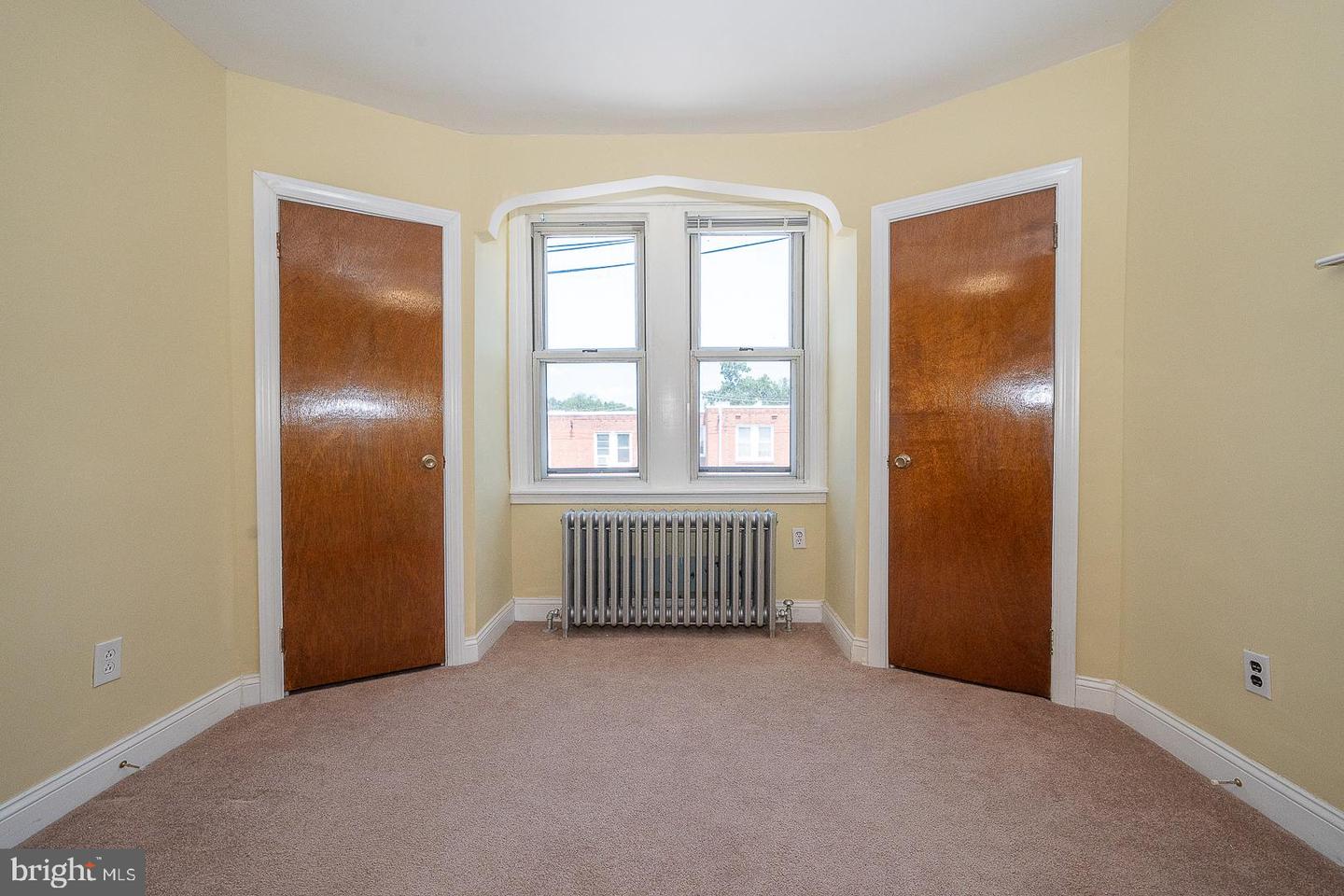 628 Gerhard St Property Photo 21